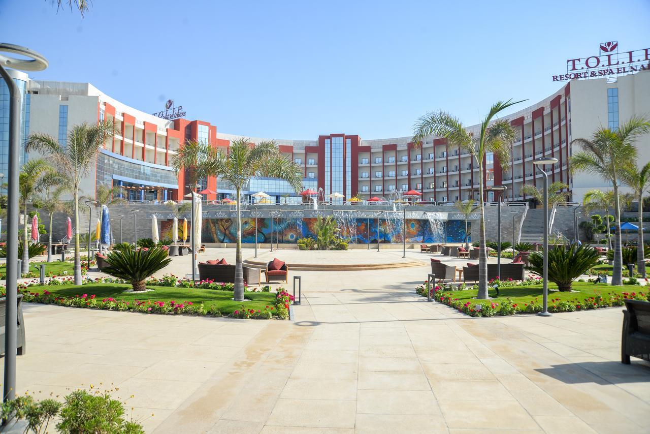 Tolip El Narges Hotell Kairo Exteriör bild The central square of the campus